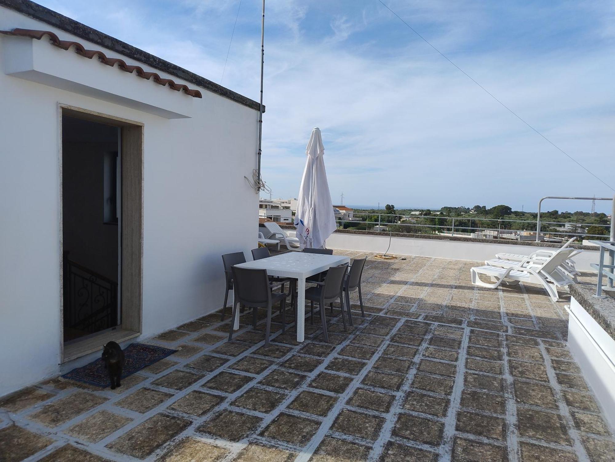 Favolosa Casa Con Terrazza, Idromassaggio, Cortile E Garage Auto 卡洛维诺 外观 照片